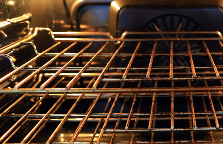 How to Clean Oven Racks With Baking Soda and Vinegar