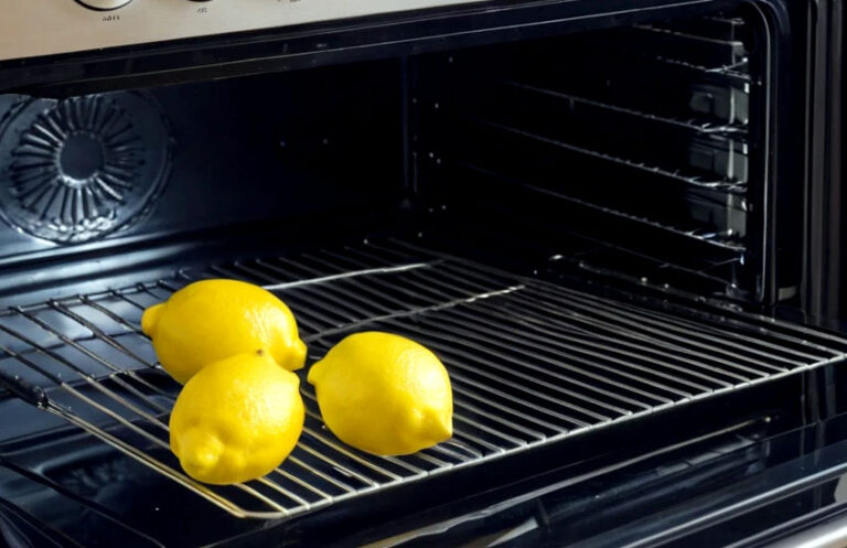 How to Clean an Oven with Lemon