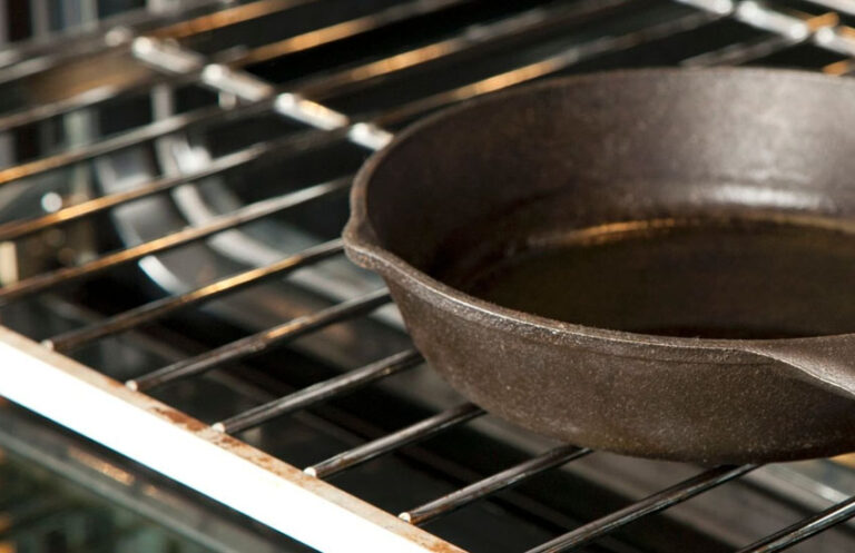 How to Clean Oven Racks with Fabric Softener Sheets