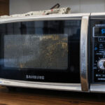 How to Set the Clock on Samsung Microwave