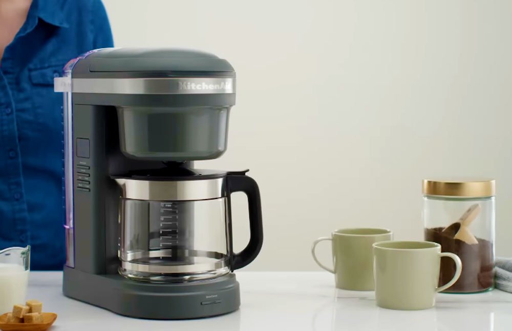 best drip coffee maker for hot coffee